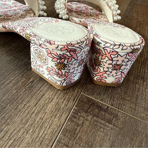 Tory Burch Tatiana Pearl Slides 8 - Picture 5 of 5